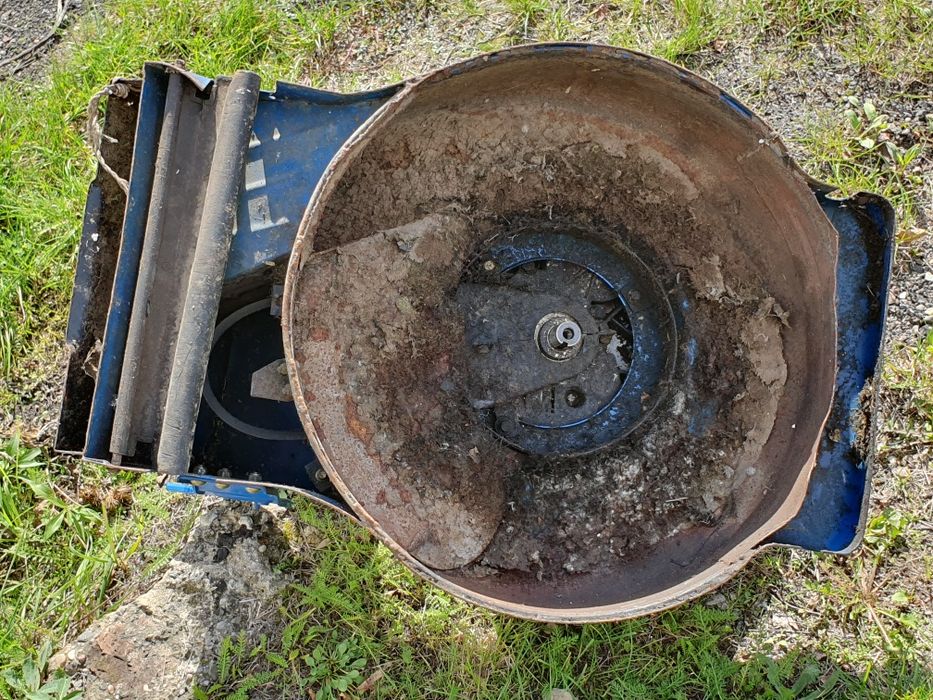 Kosiarka spalinowa z napędem Einhell 2szt uszkodzone