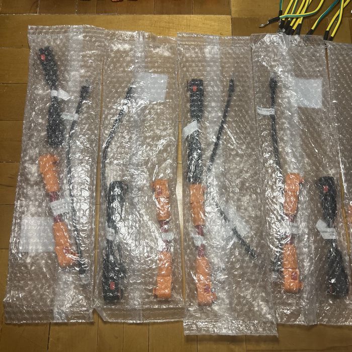 Deye высоковольтні зʼєднувальні клеми для аккумуляторів