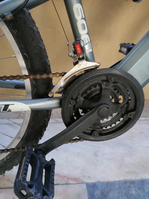 Bicicleta BTT alumínio e suspensão total