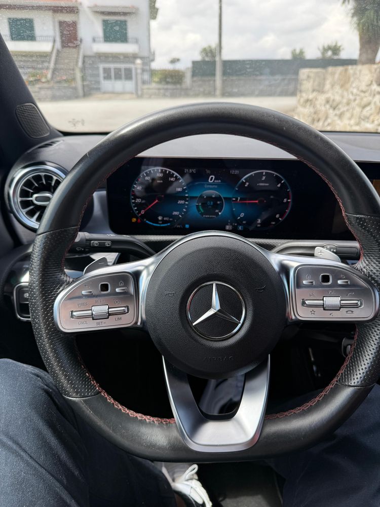 Mercedes 180D 2020 Automatica Amgline Diesel