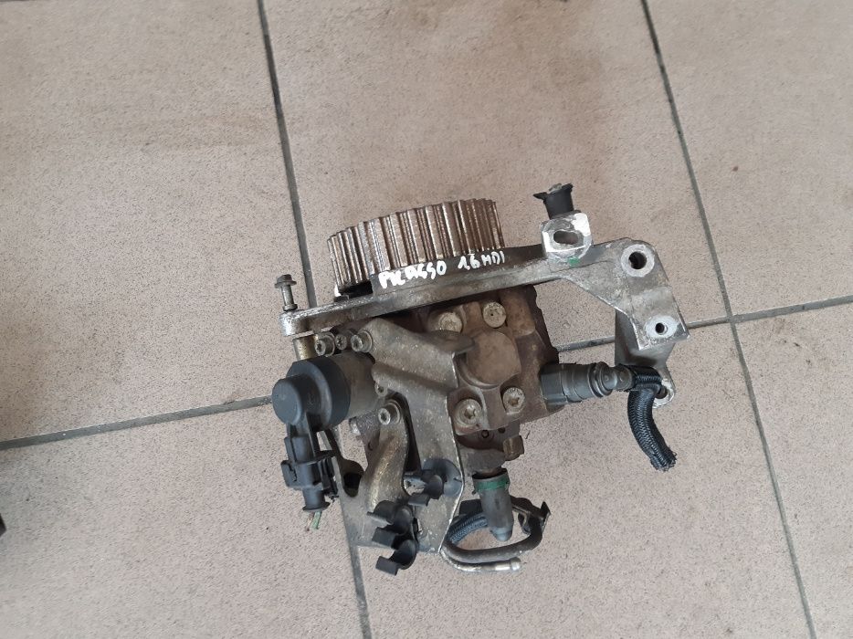 Xsara Picasso 1.6 HDI lift - pompa wtryskowa