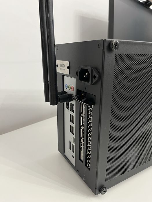 Komputer stacjonarny maly ITX, RTX 5060, Ryzen 9