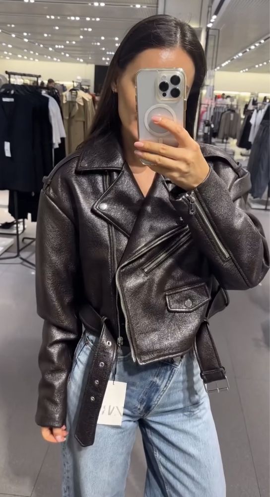 темно коричнева вкорочена куртка zara