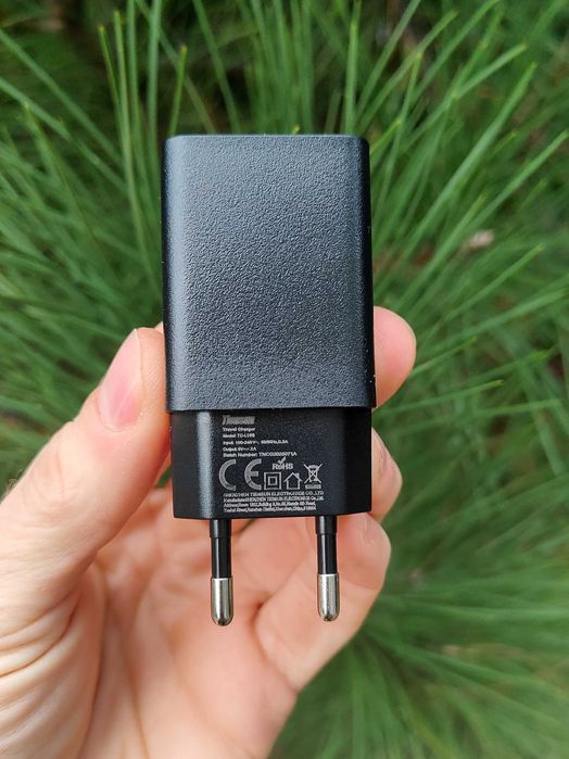 Зарядное устройство для батареек (аккумуляторов)