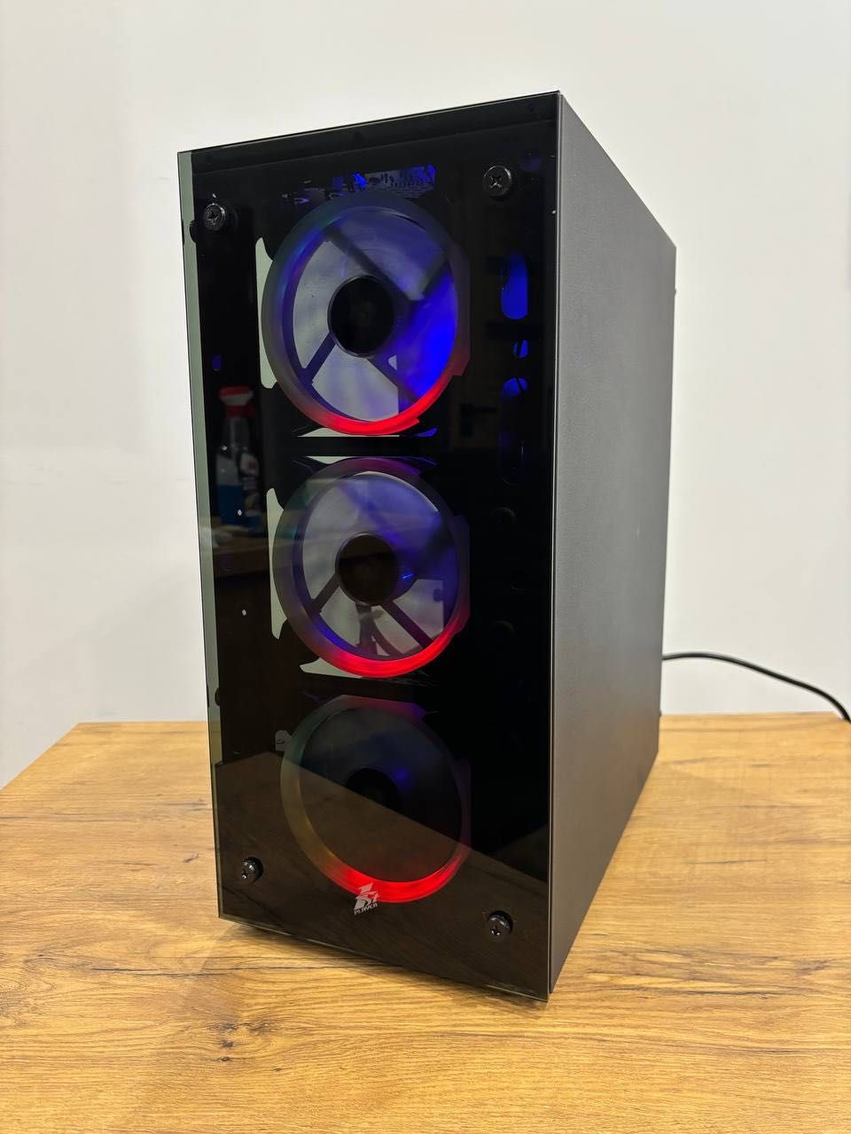 Zestaw komputerowy – RTX 3060, i5-11600KF, 16GB, SSD + Monitor