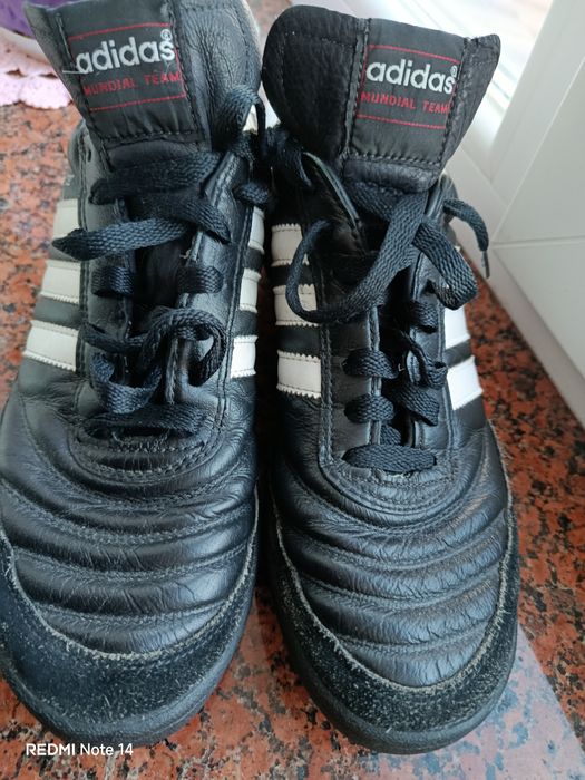 Продам буци 38 розміру фірми Adidas