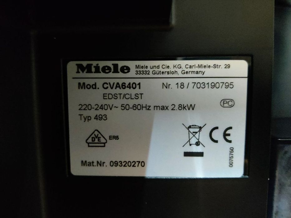 Встраиваемая ТОПОВАЯ кофемашина Miele™ CVA6401. Идеал. Германия.