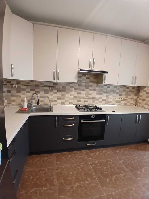 Оренда 2 кімн. квартири,  автономне опалення, центр