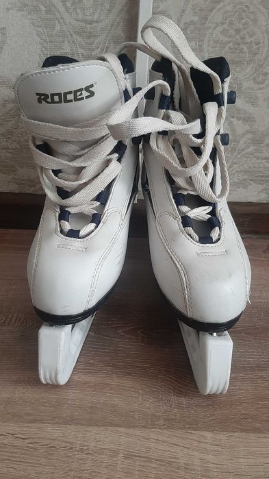 Продам Коньки ! Состояние отличное.