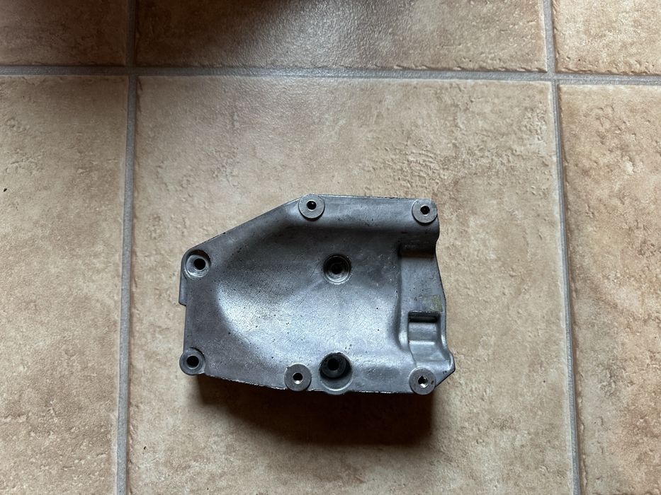 Łapa Wspornik Sprężarki Klimatyzacji Fiat Ducato, Boxer, Jumper, Iveco