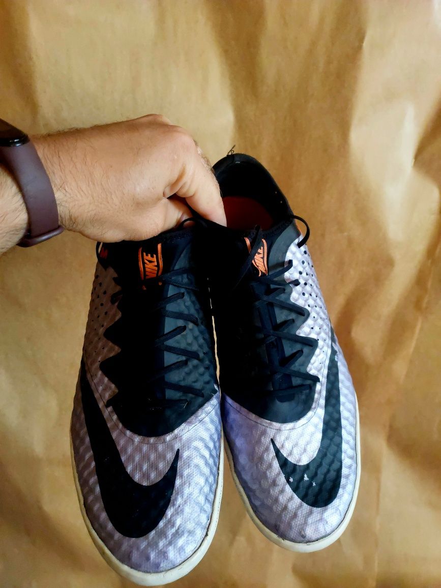 Сороконожки, футзалки Nike 44 28 см