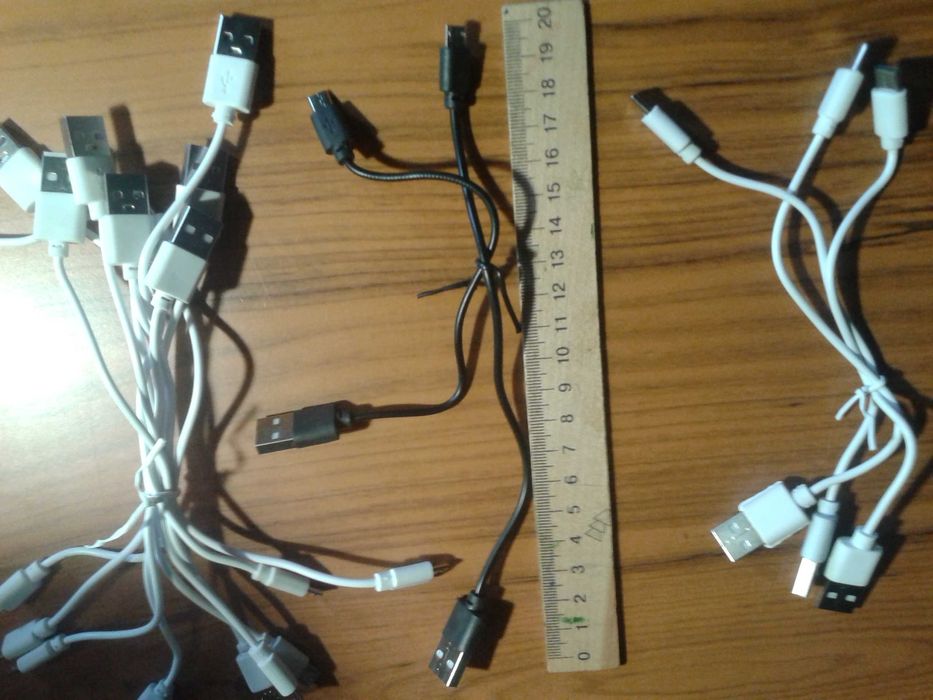 Кабель micro и Type C + гарнитура Nokia и др .