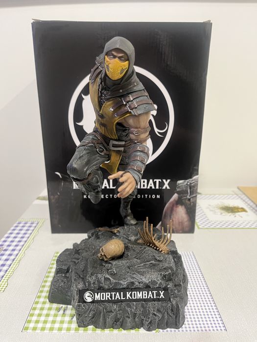 Figurka Mortal Kombat Skorpion