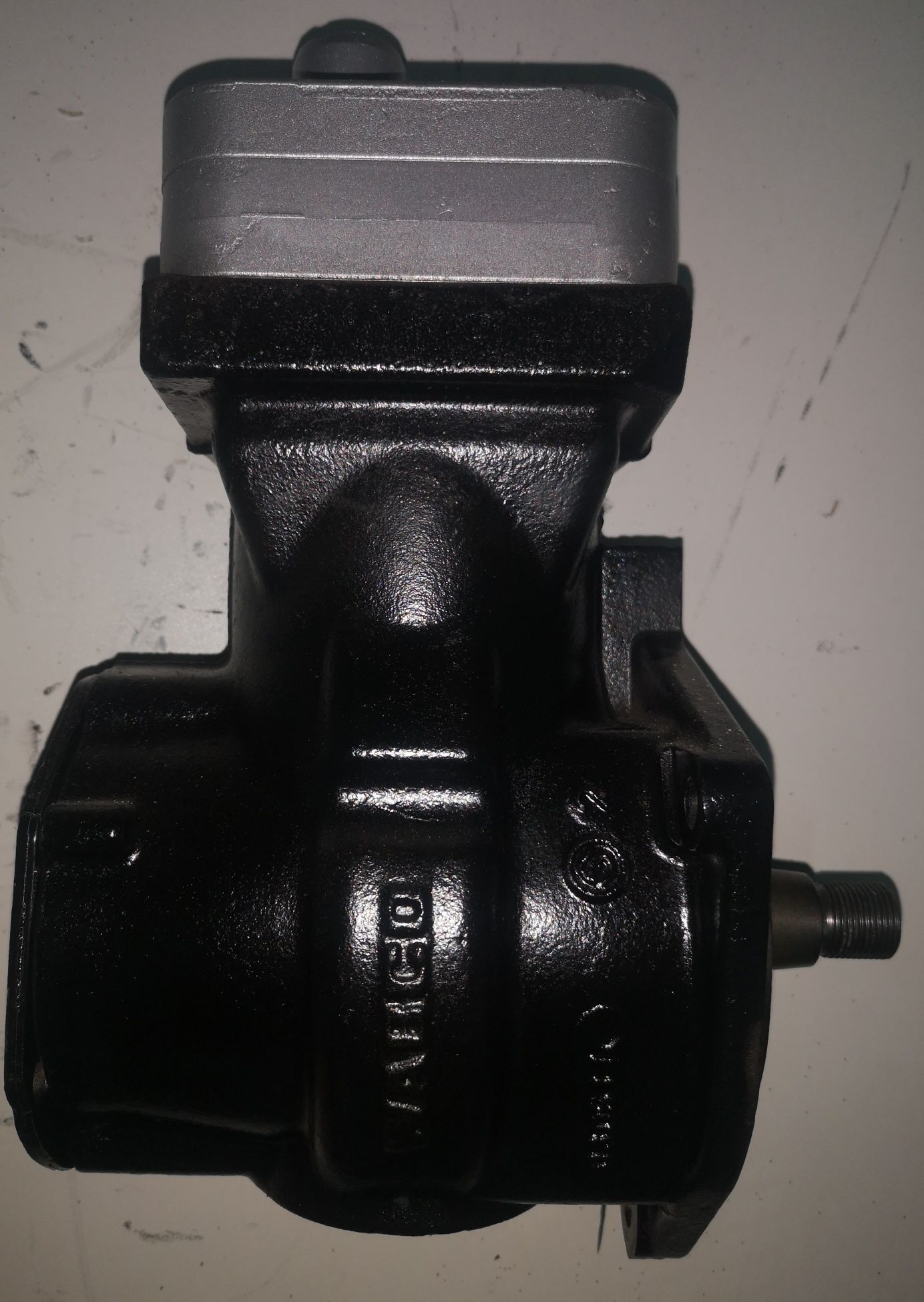 Продам компрессор Wabco 9121260030 на Deutz