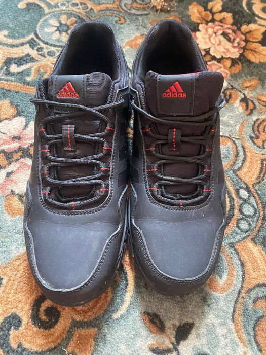 Оригінальні кросівки Адідас 43 розмір