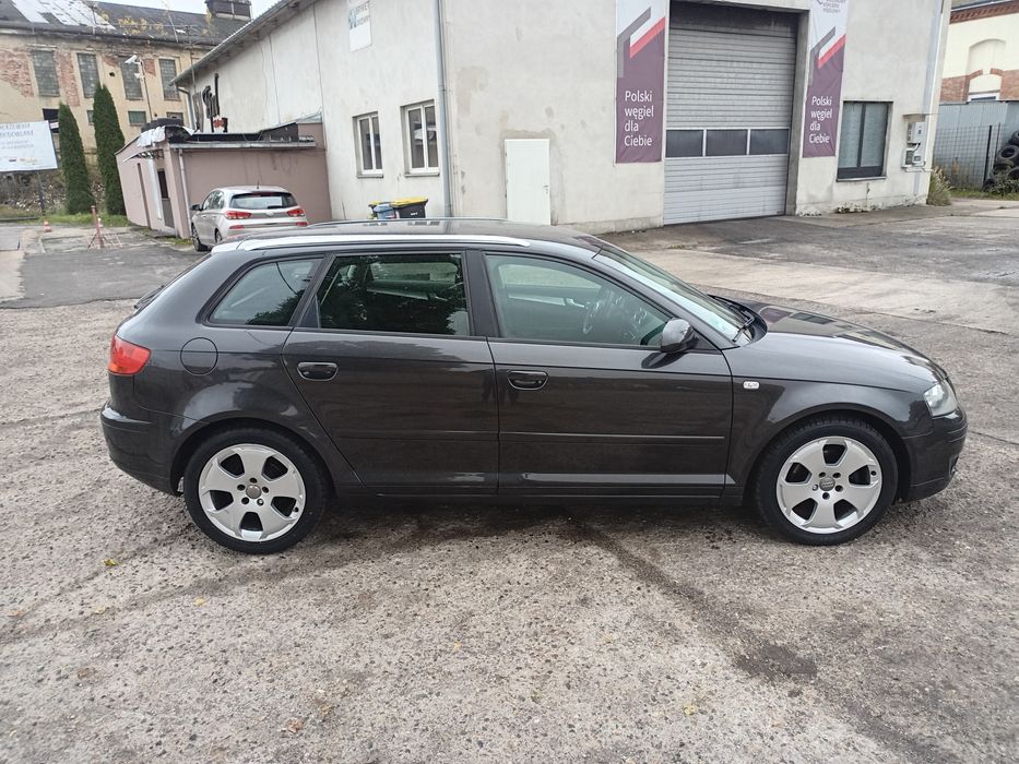 Audi A3 8p Sportback 2.0 150KM 5-Drzwi,Alufelgi 17",Klima z Niemiec