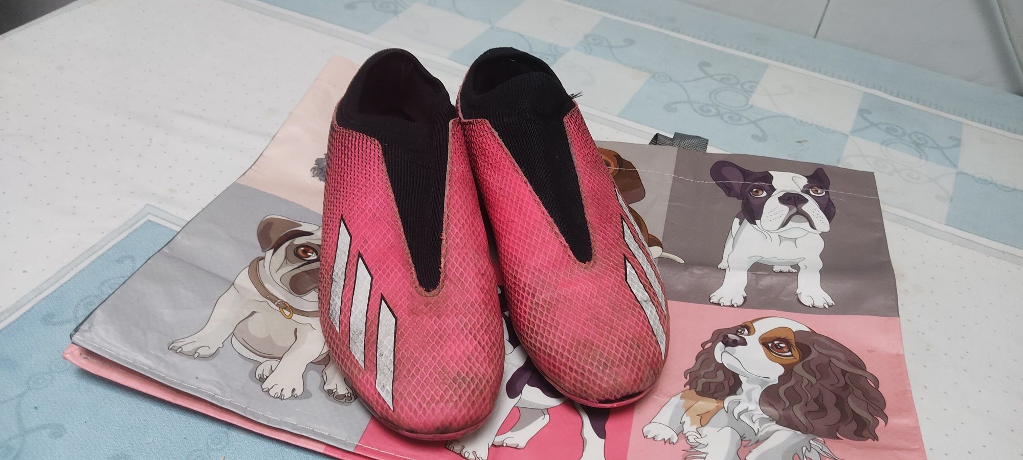 Chuteira adidas em bom estado