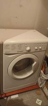 Pralka Indesit 42 cm 5 kg