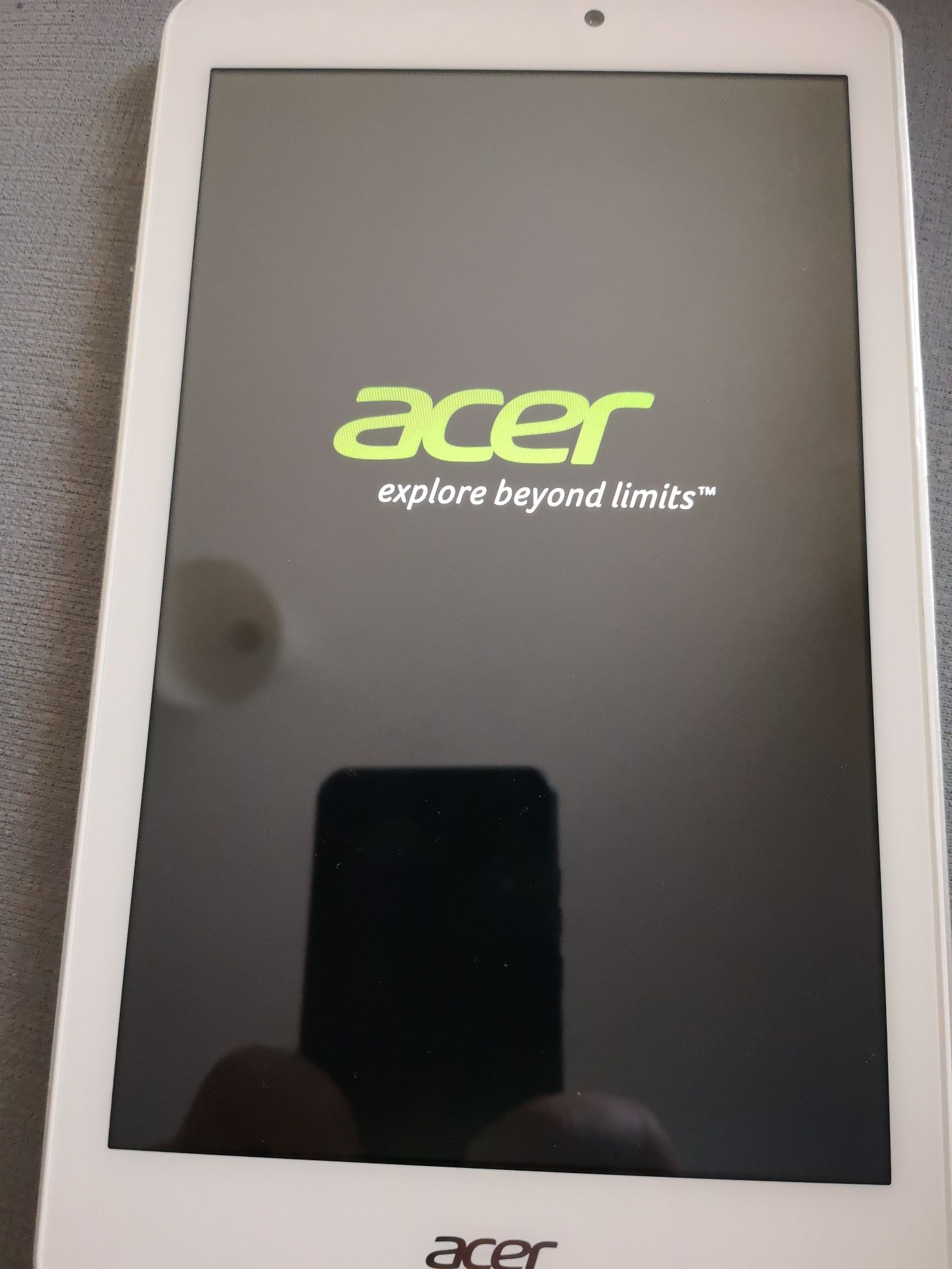 Tablet Acer Icónica 8 w1 - 810