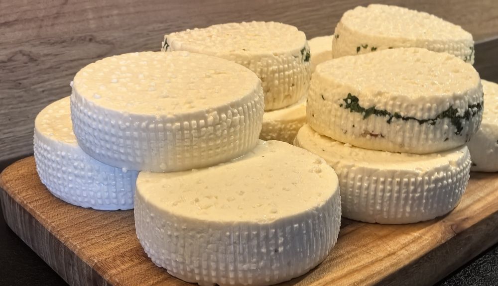 Sery serki podpuszczkowe różne rodzaje.