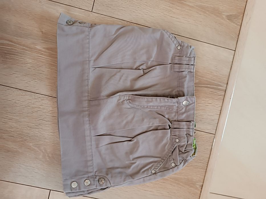 Krótka spódniczka rozm. 128 5.10.15