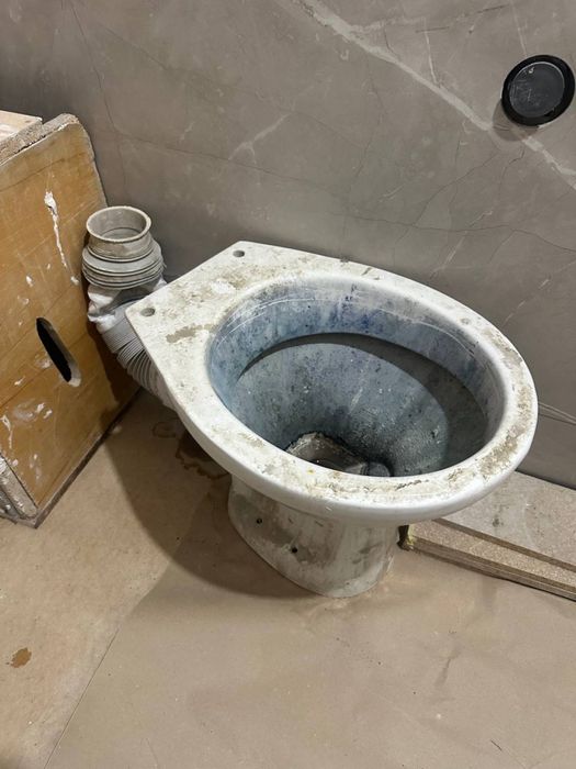 Будівельний унітаз з гофрою