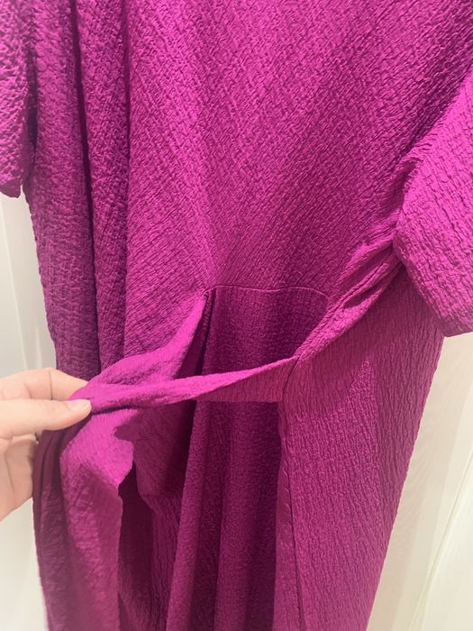 Sukienka midi z wiązaniem Bonprix piękny kolor róż fuksja 52 54