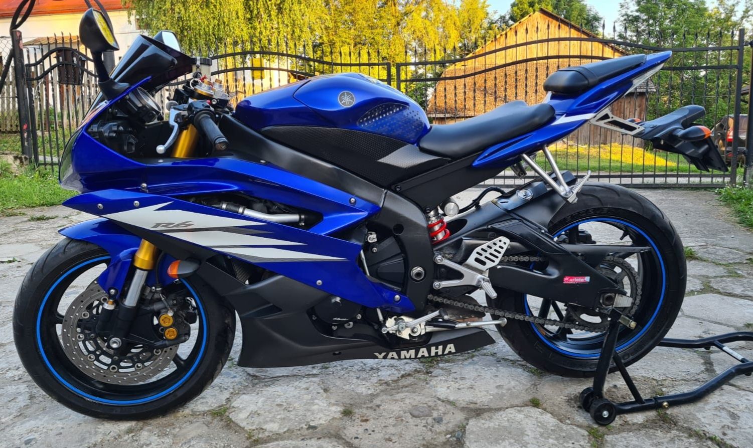 Yamaha R6 600 Rj11