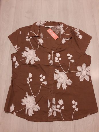 Brązowa bluzka z kwiatami M