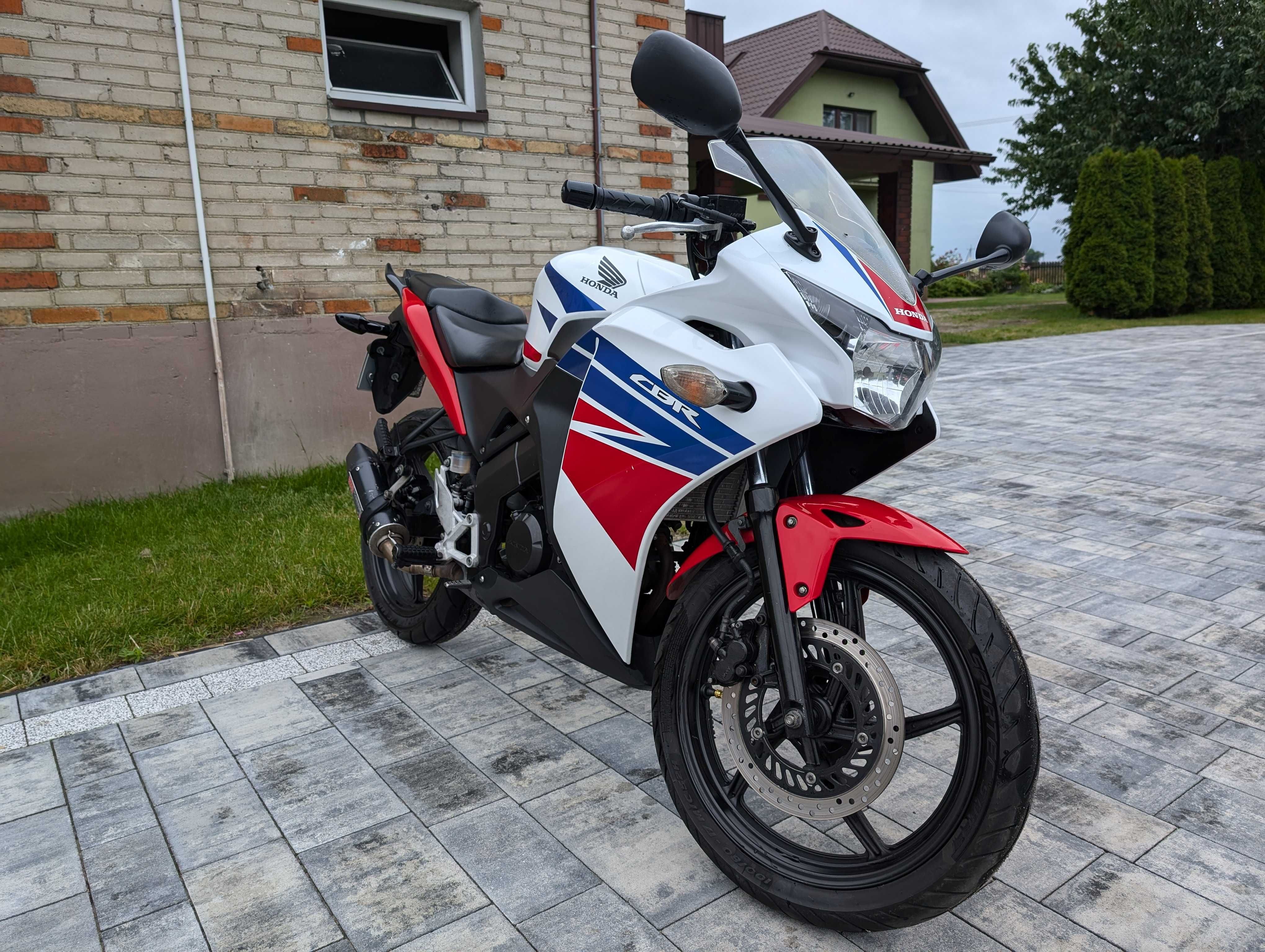 Honda CBR 125r jc50