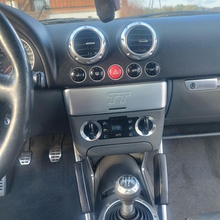 Audi tt 1.8.t.180km