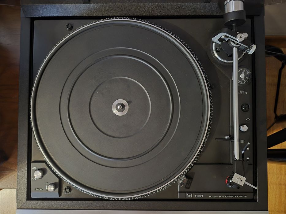 Gramofon Dual CS626
