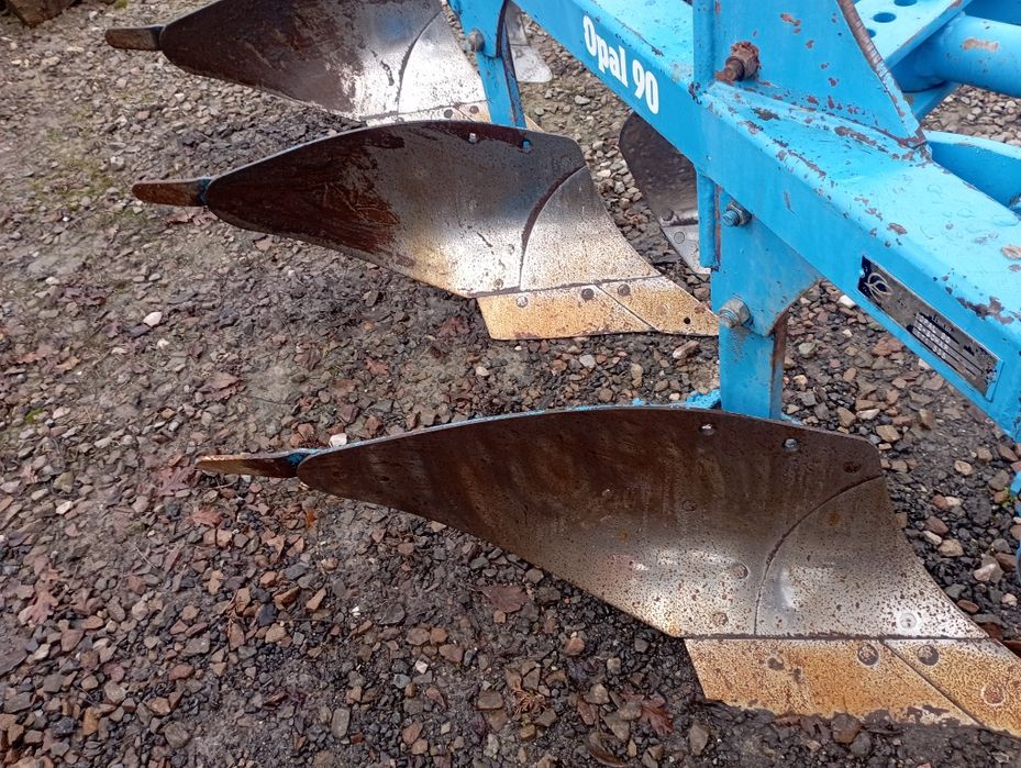 Pług obrotowy Lemken Opal 90  3x30 (Huard 3x40)