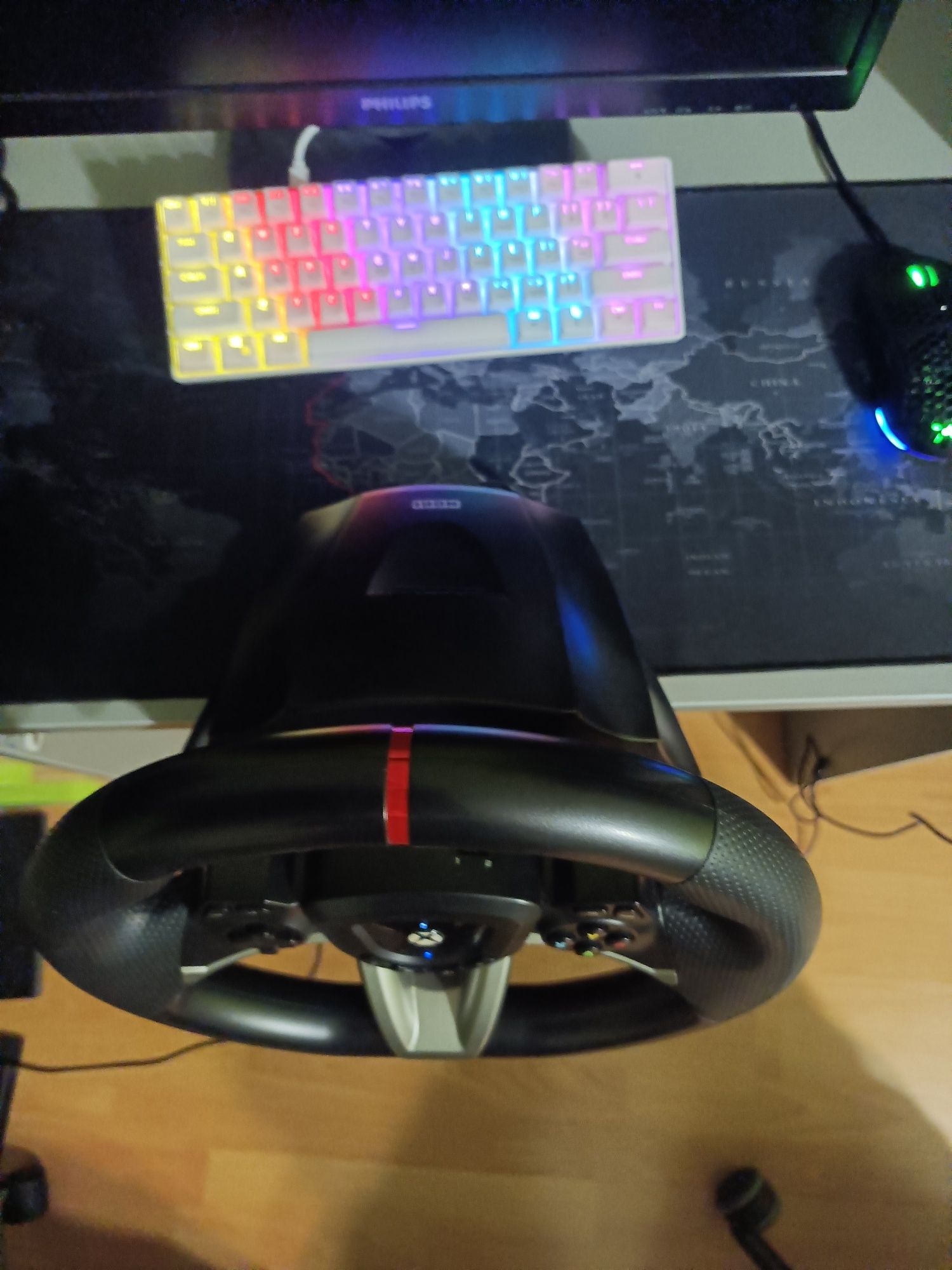 Sprzedam kierownice do Xboxa /Pc