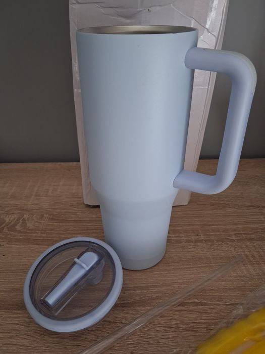 Kubek ze składaną słomką Uchwyt Podróżny Zimne Gorące napoje 1100ml