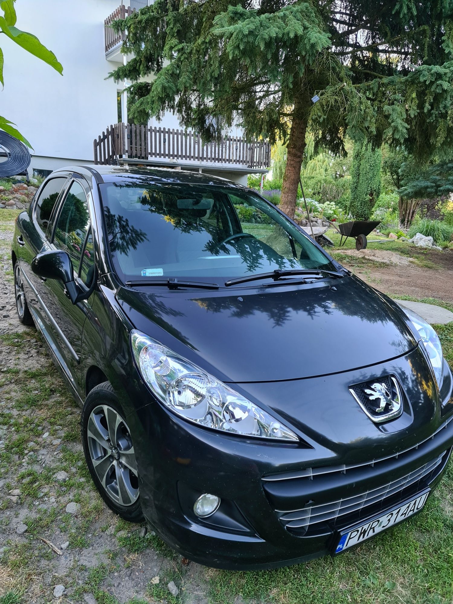 Peugeot 207 1.6 ehdi zadbany