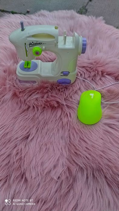 Дитяча швейна машинка