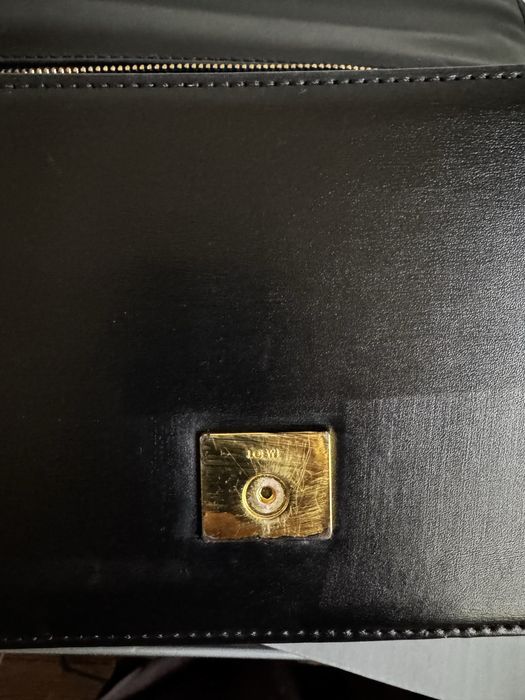 Чорна сумка loewe