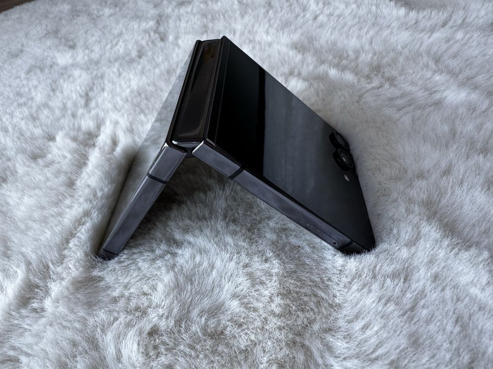 Samsung Z Flip 5 512GB com caixa