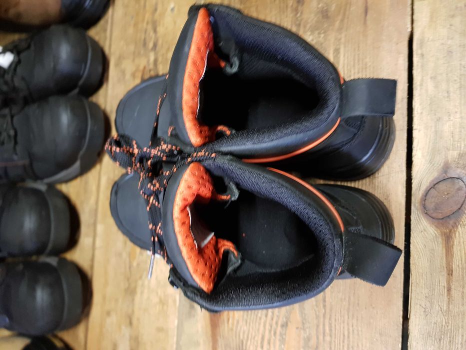 Buty robocze HELLY HANSEN rozm 42,5 wkł 28 cm S3