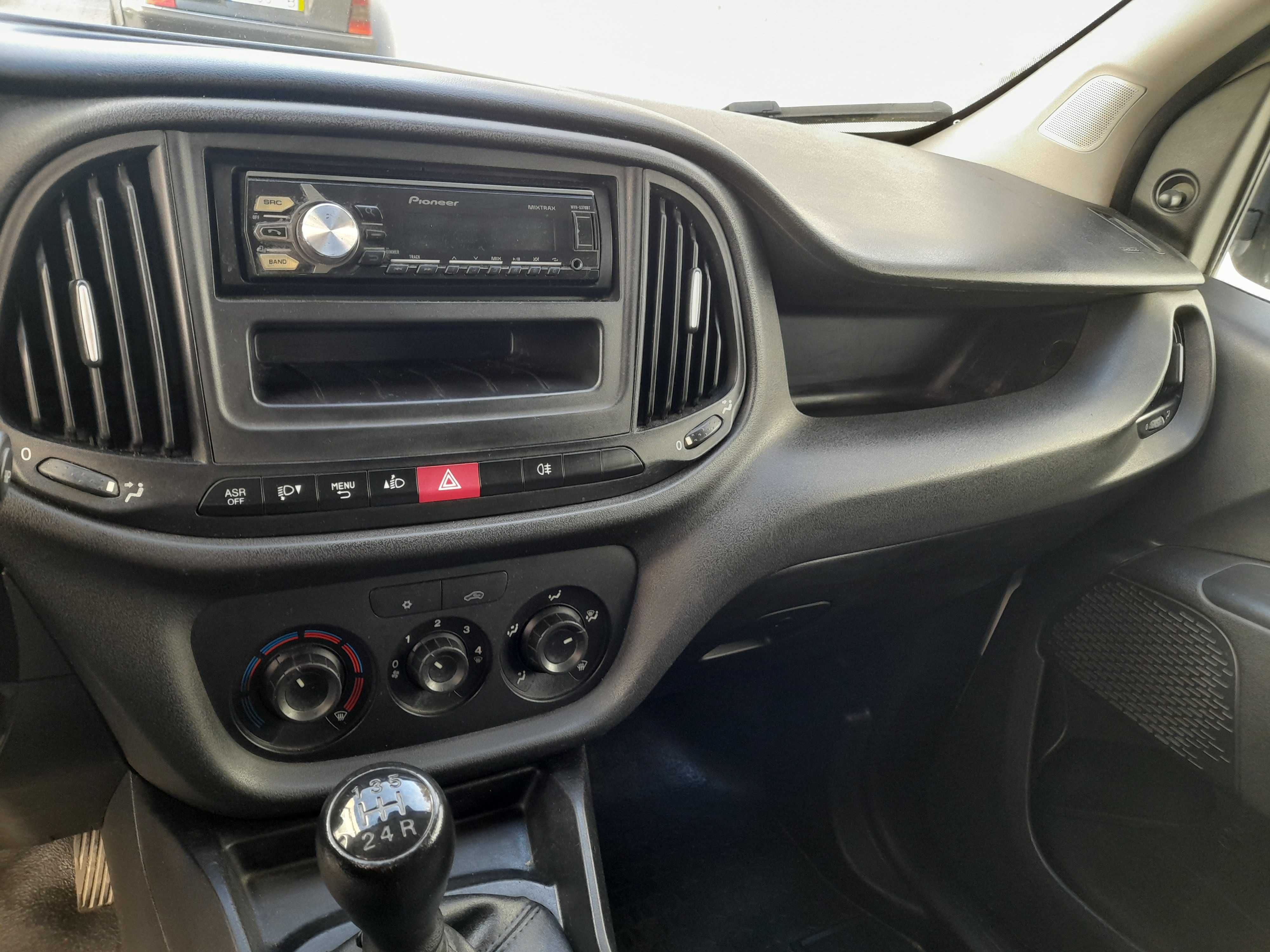Fiat Doblo 1.3 M-Jet 95cv 3lugares Longa Nacional