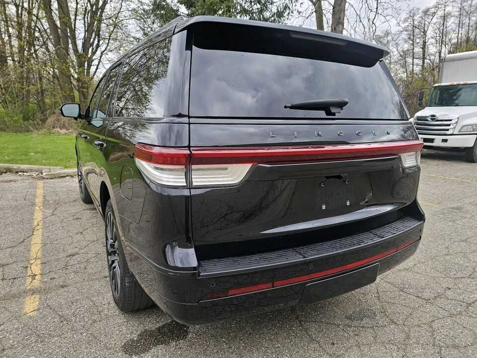 2022 Lincoln Navigator 4x4 Black Label YCT