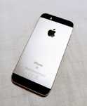 iPhone SE (2016)