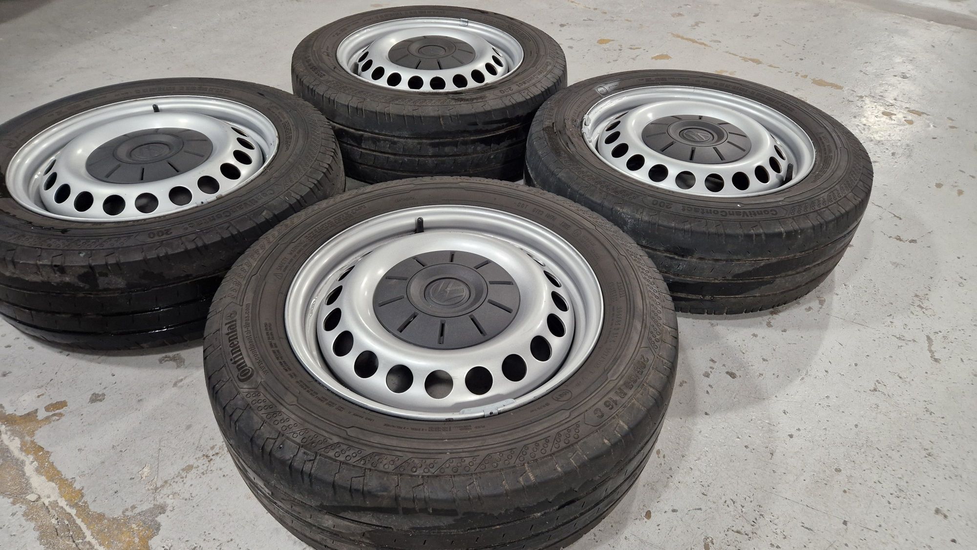Jantes e pneus vw transporter