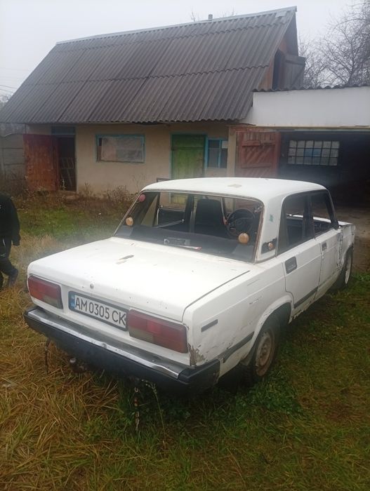 Продам ваз 2107 на ходу