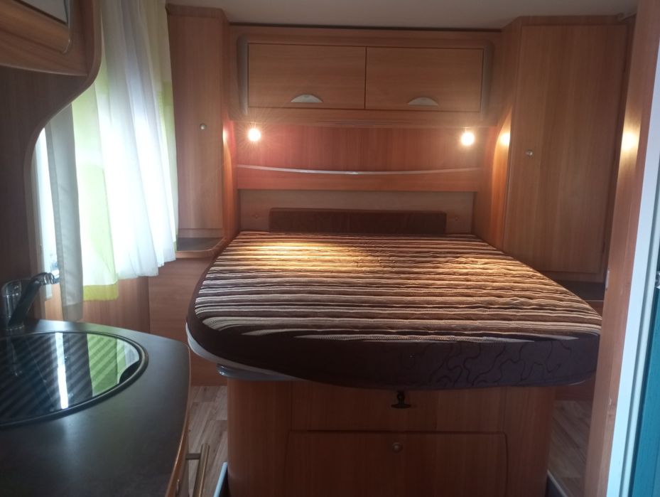 Autocaravana cama central de luxo ar condicionado