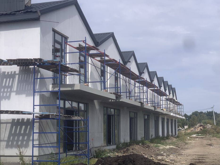 Оренда будівельних риштувань. Будівельні риштування. Будівельні тури