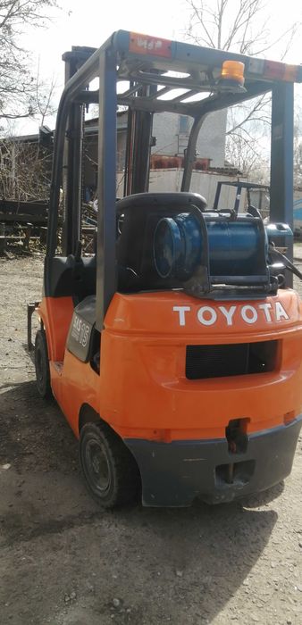 Навантажувач Toyota 7FGF15  1.5 т на 3.7 м.газ/бенз сайшифт