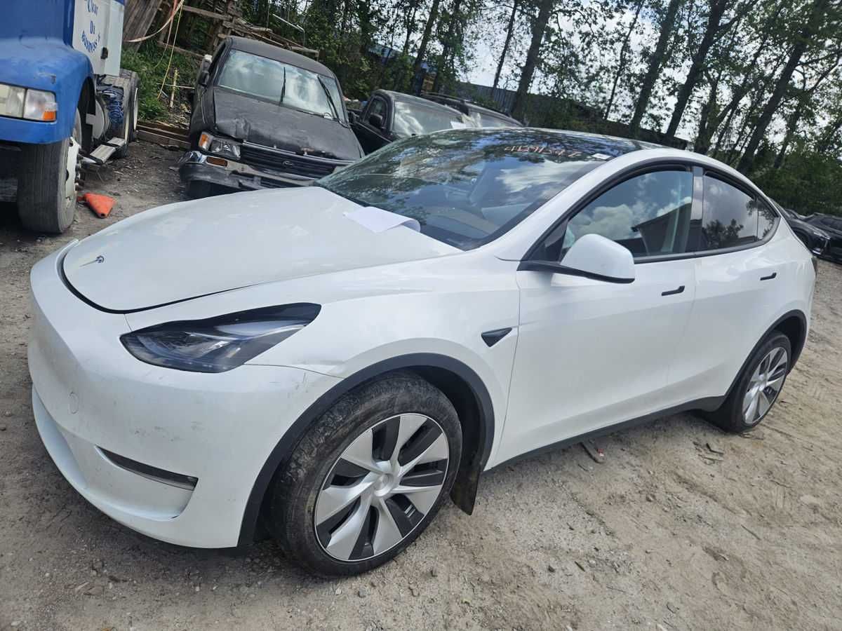 Разборка Tesla Y 2022-2024 Разбор