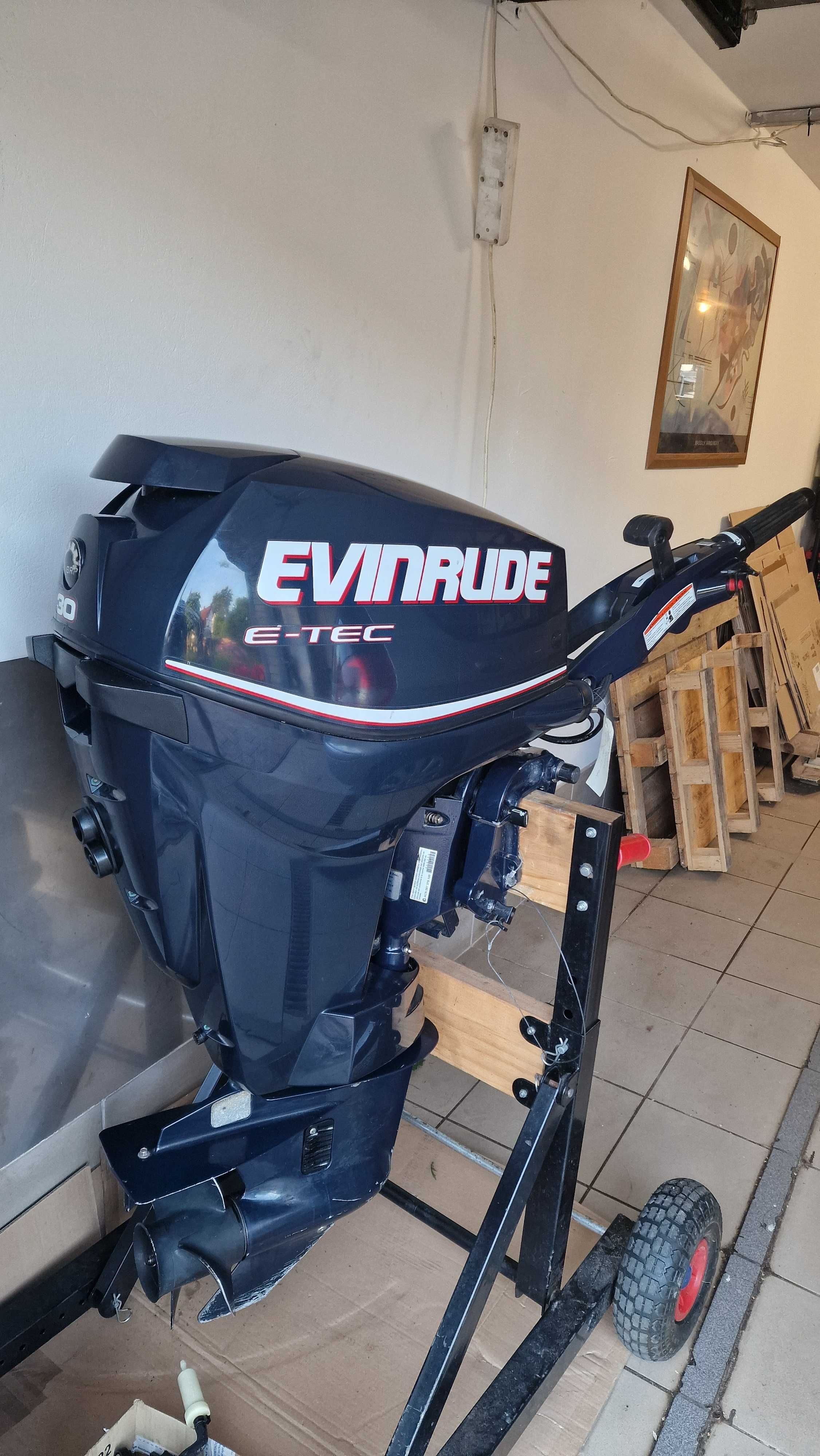 Silnik zaburtowy EVINRUDE E-TEC  30KM krótka stopa